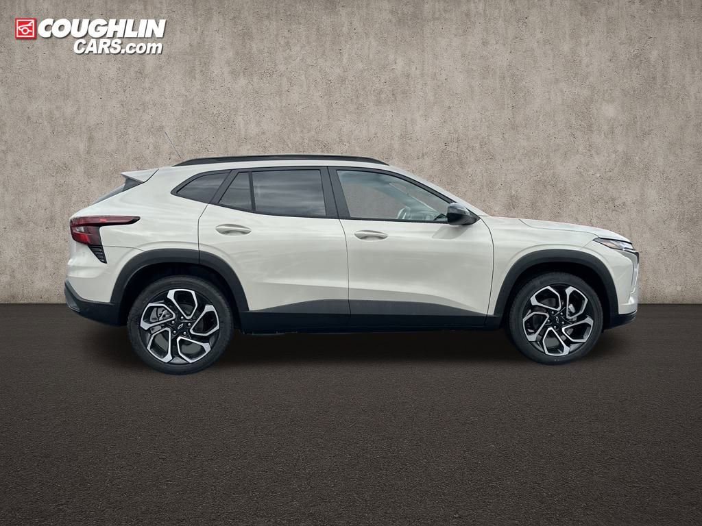 New 2026 Chevrolet Trax RS w/ Sunroof Package image 8