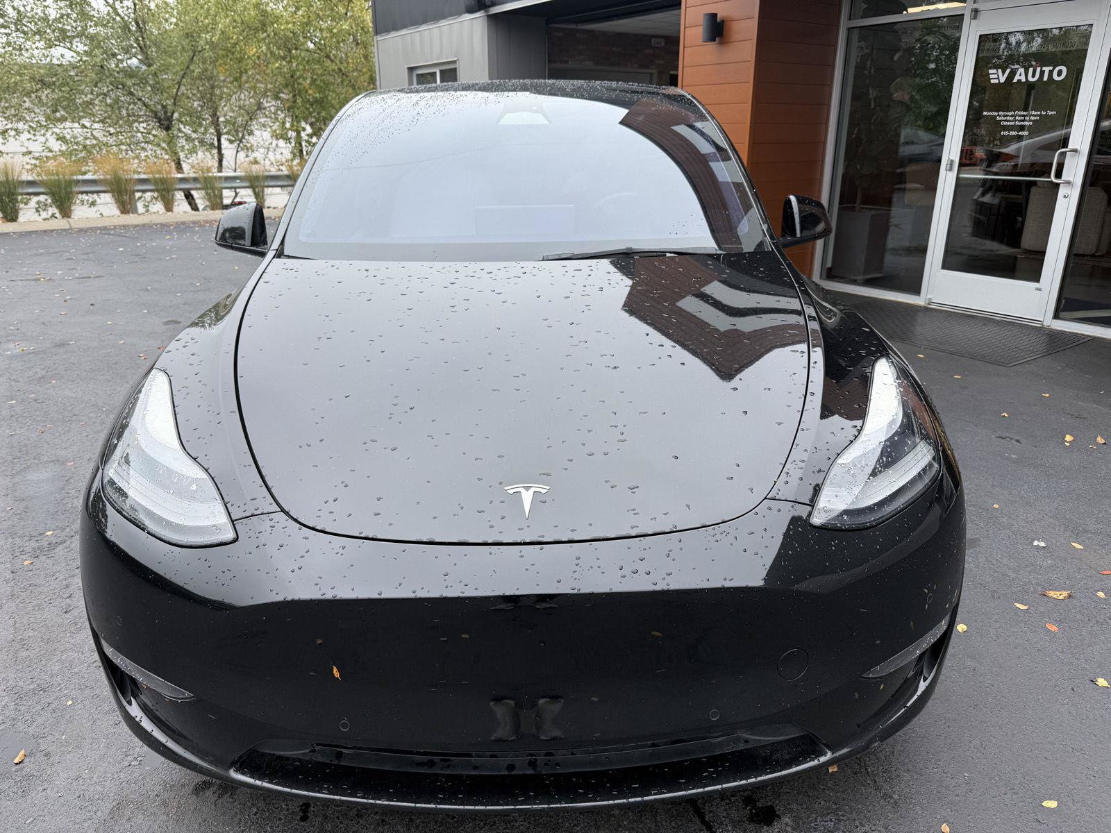 Used 2021 Tesla Model Y Performance AWD/4WD image 2