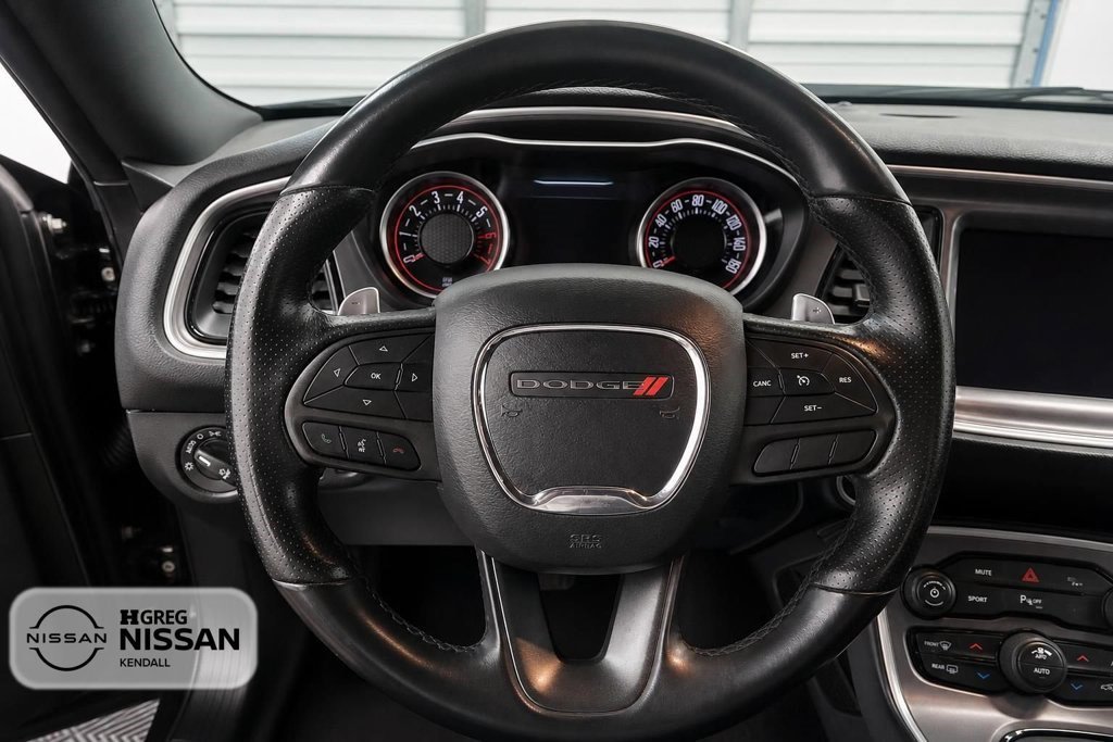 Used 2022 Dodge Challenger R/T RWD image 13