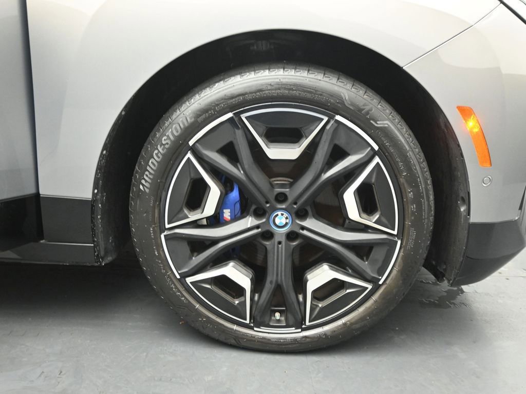 Used 2024 BMW iX M60 image 29