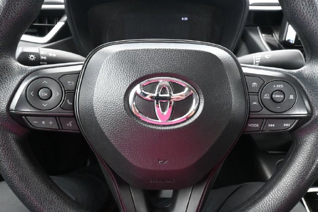 Used 2026 Toyota Corolla LE FWD image 34