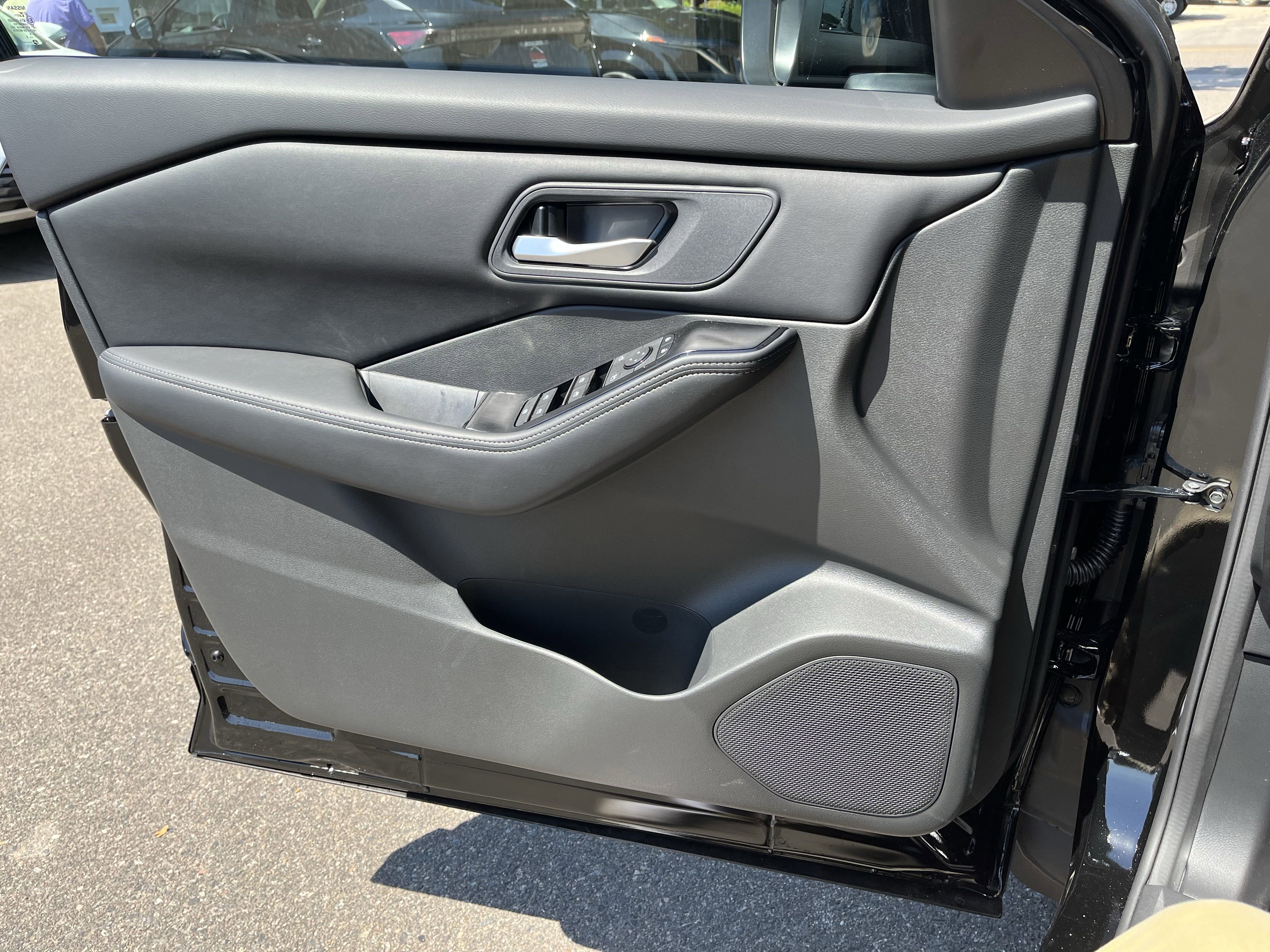 New 2026 Nissan Rogue SV image 11