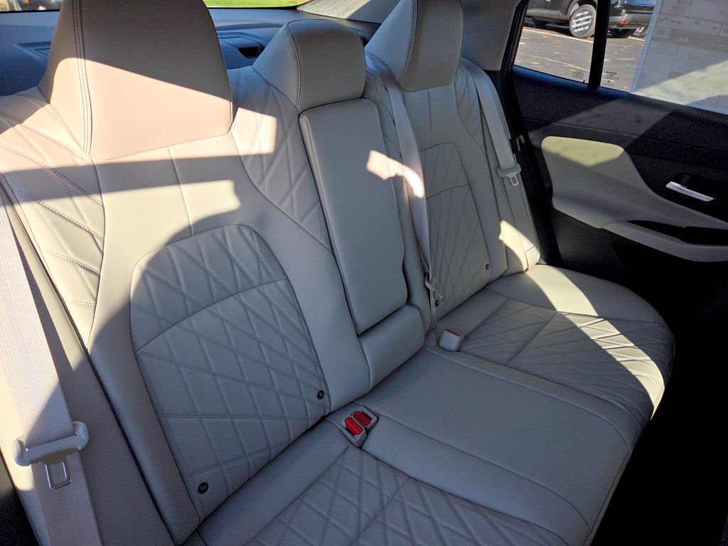 New 2026 Nissan Sentra SL w/ Floor Mat Package FWD image 25