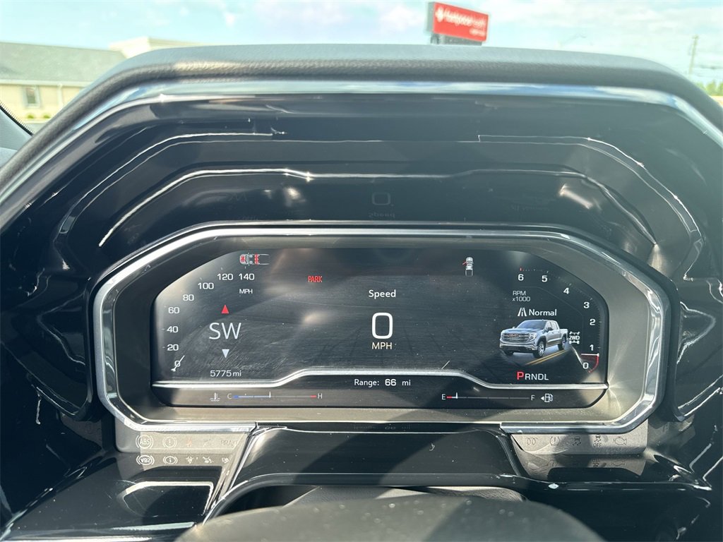 Used 2024 GMC Sierra 1500 Elevation image 21