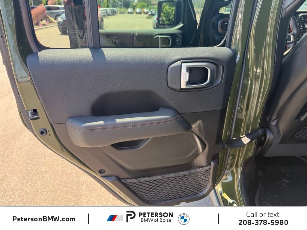 Used 2023 Jeep Gladiator Mojave w/ Cold Weather Group AWD/4WD image 17