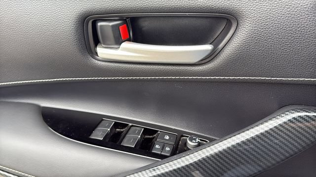 Used 2019 Toyota Corolla SE w/ Carpet Mat Package FWD image 23