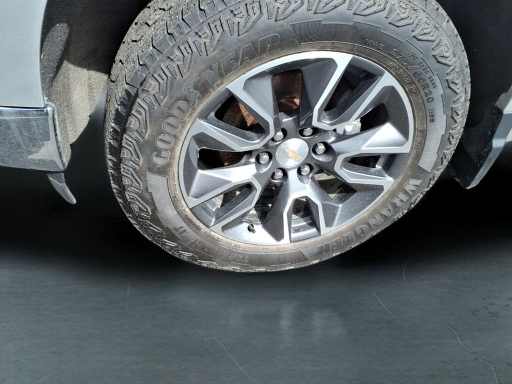 Used 2022 Chevrolet Silverado 1500 LT image 9