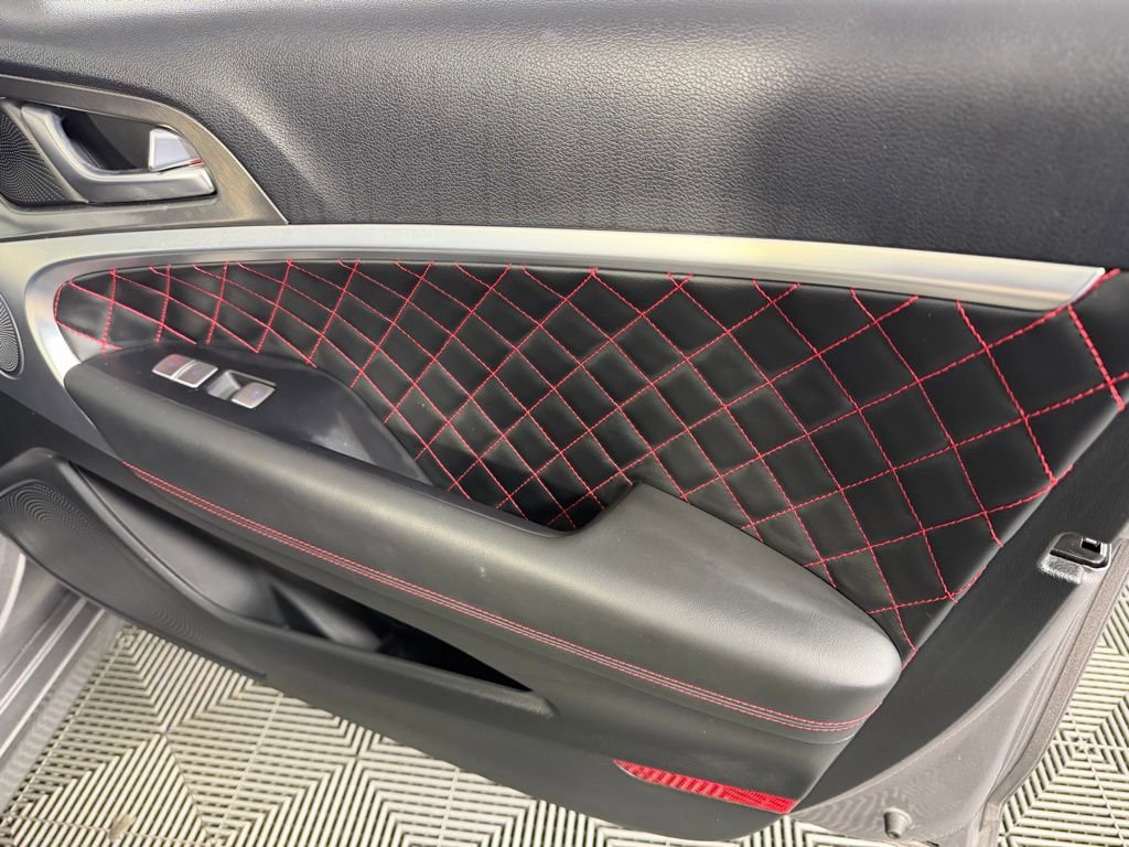 Used 2024 Genesis G70 3.3T Advanced w/ Sport Prestige Package image 35