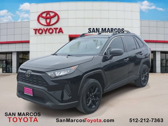 Used 2021 Toyota RAV4 LE image 1