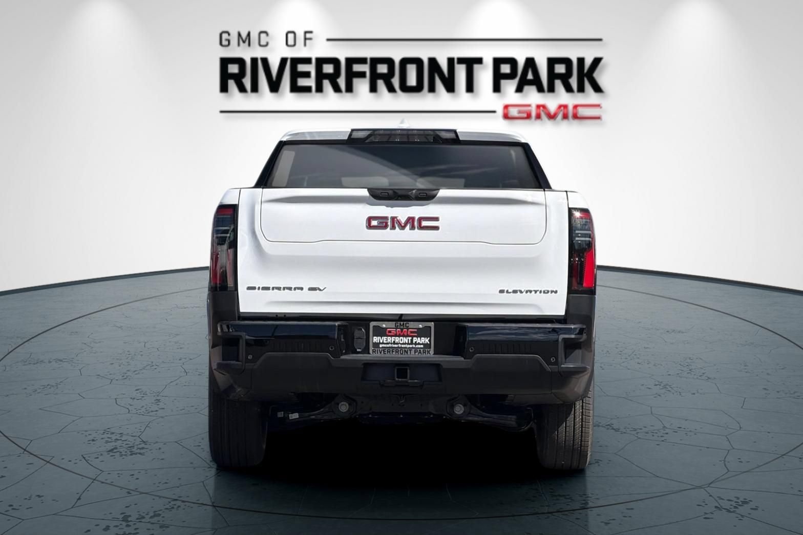 New 2026 GMC Sierra EV Elevation AWD/4WD image 4