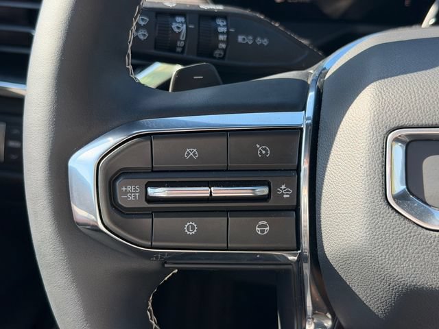 New 2026 GMC Acadia Denali w/ Super Cruise Package FWD image 29