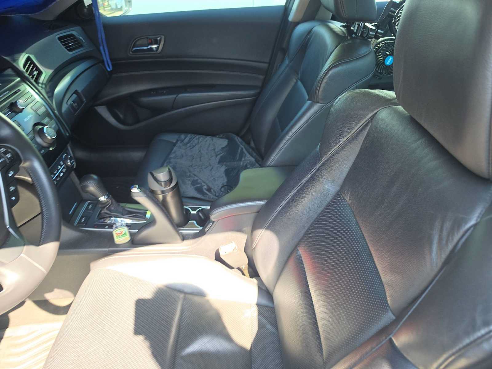 Used 2014 Acura ILX w/ Premium Package FWD image 7