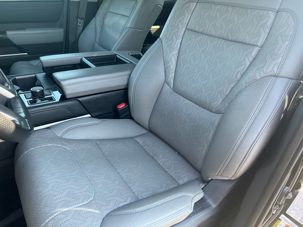 Used 2023 Toyota Tundra Limited AWD/4WD image 12