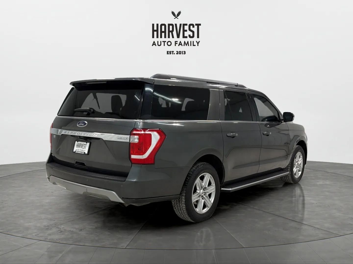 Used 2018 Ford Expedition Max XLT w/ Equipment Group 202A image 6