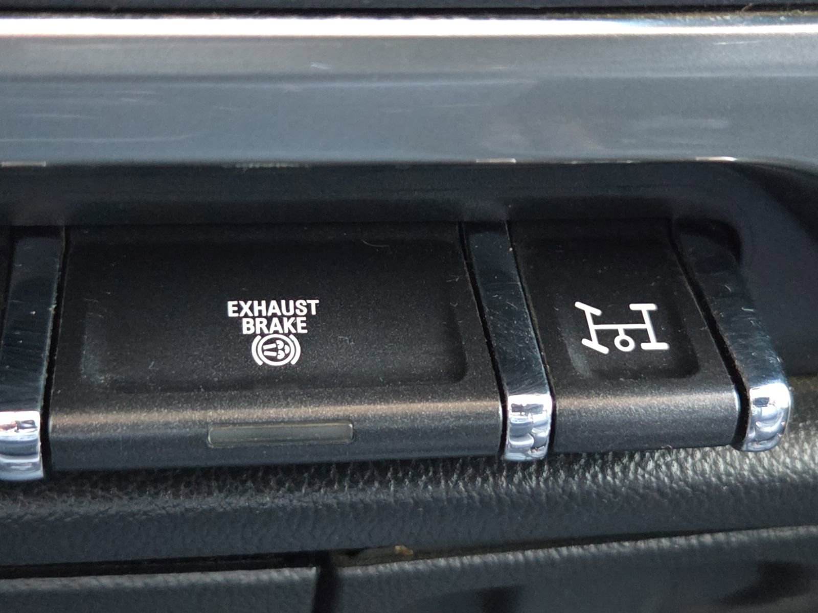 Used 2016 Chevrolet Silverado 3500 LT w/ LT Convenience Package AWD/4WD image 16