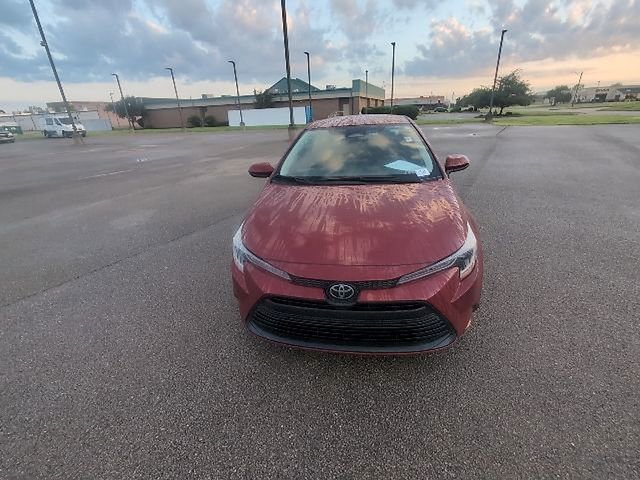 Used 2024 Toyota Corolla LE FWD image 12