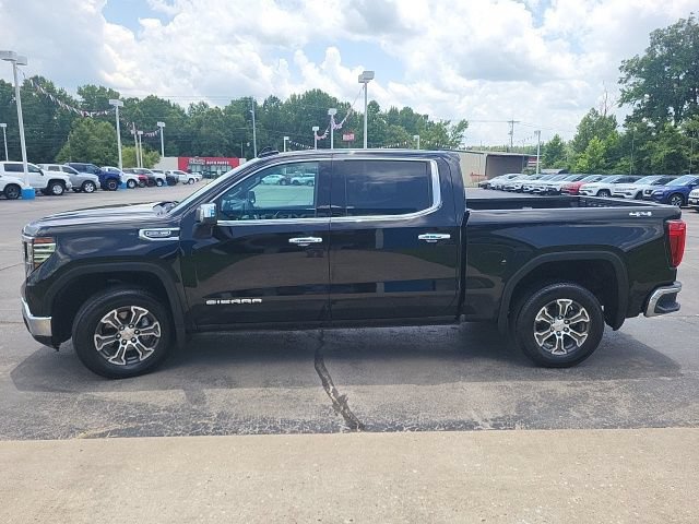 Used 2025 GMC Sierra 1500 SLT AWD/4WD image 10