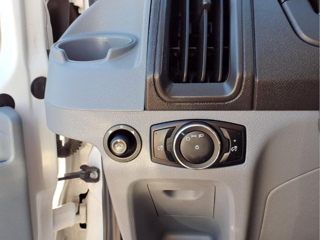 Used 2016 Ford Transit 150 XL RWD image 9