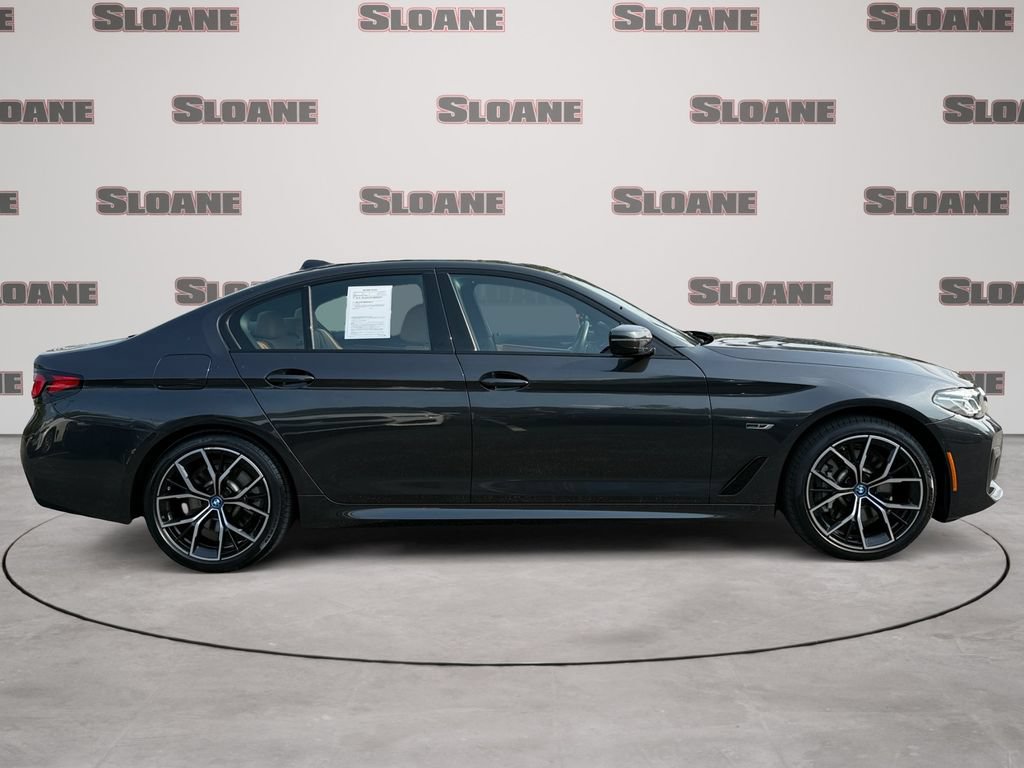 Used 2023 BMW 530e xDrive w/ Premium Package AWD/4WD image 6