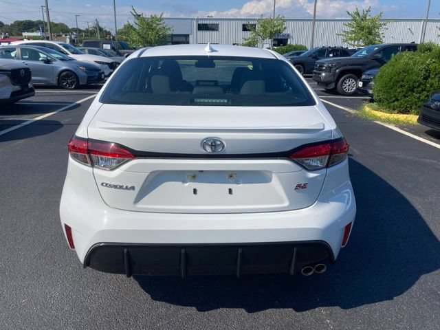 Certified 2023 Toyota Corolla SE w/ Carpet Mat Package (TMS) FWD image 4