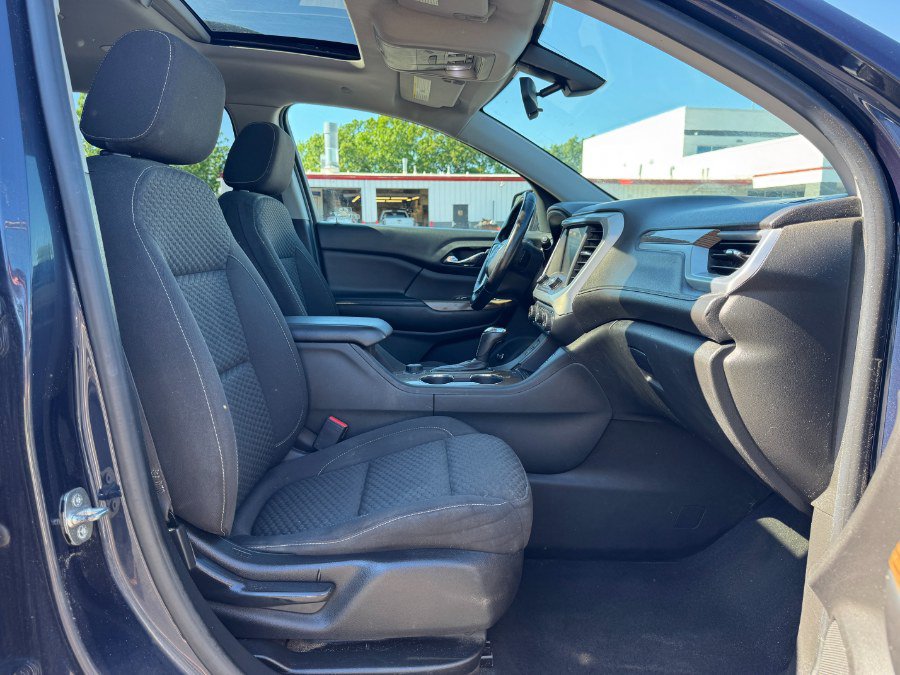 Used 2017 GMC Acadia SLE AWD/4WD image 20