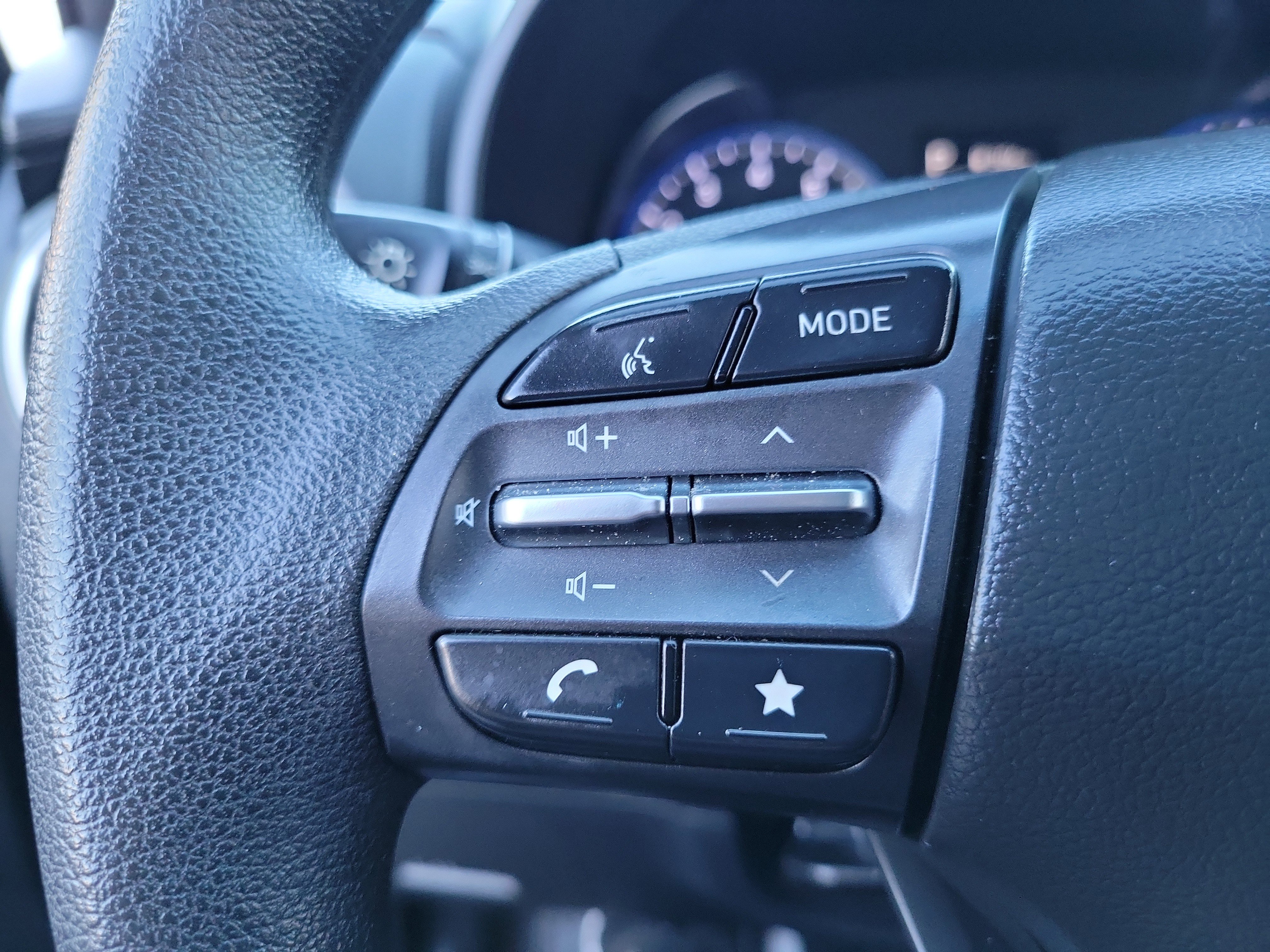 Certified 2023 Hyundai Kona SEL image 7