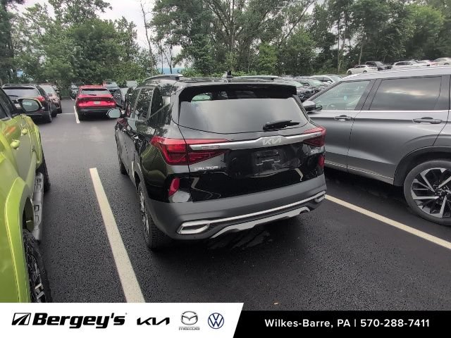 Certified 2022 Kia Seltos EX AWD/4WD image 13
