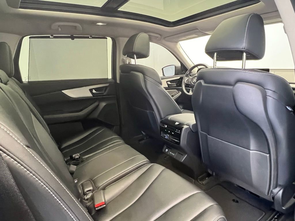 Used 2023 Acura MDX FWD w/ Technology Package image 8