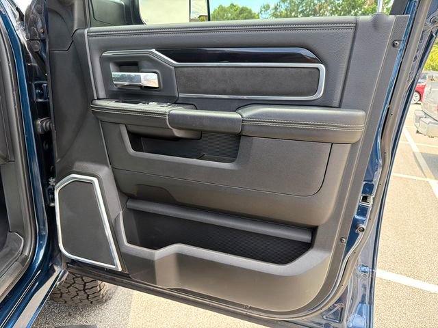 Used 2022 RAM 2500 Laramie AWD/4WD image 14
