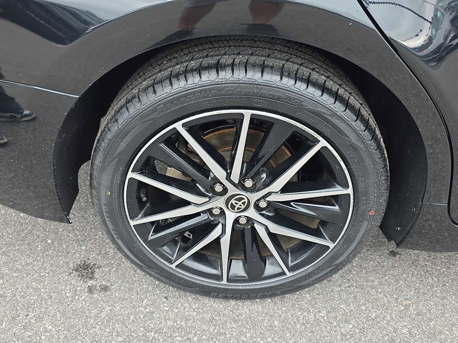 Used 2021 Toyota Camry SE image 6