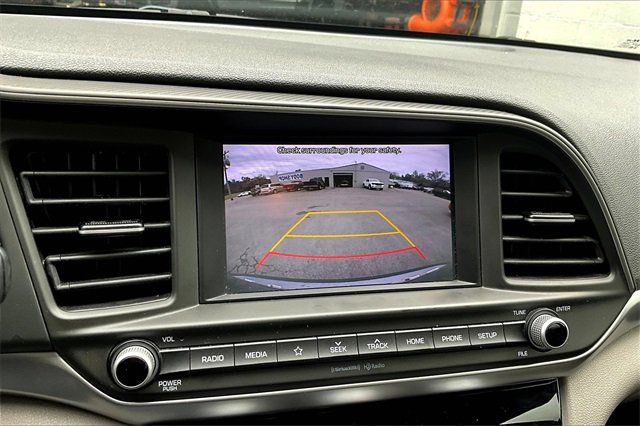Used 2019 Hyundai Elantra SEL image 23