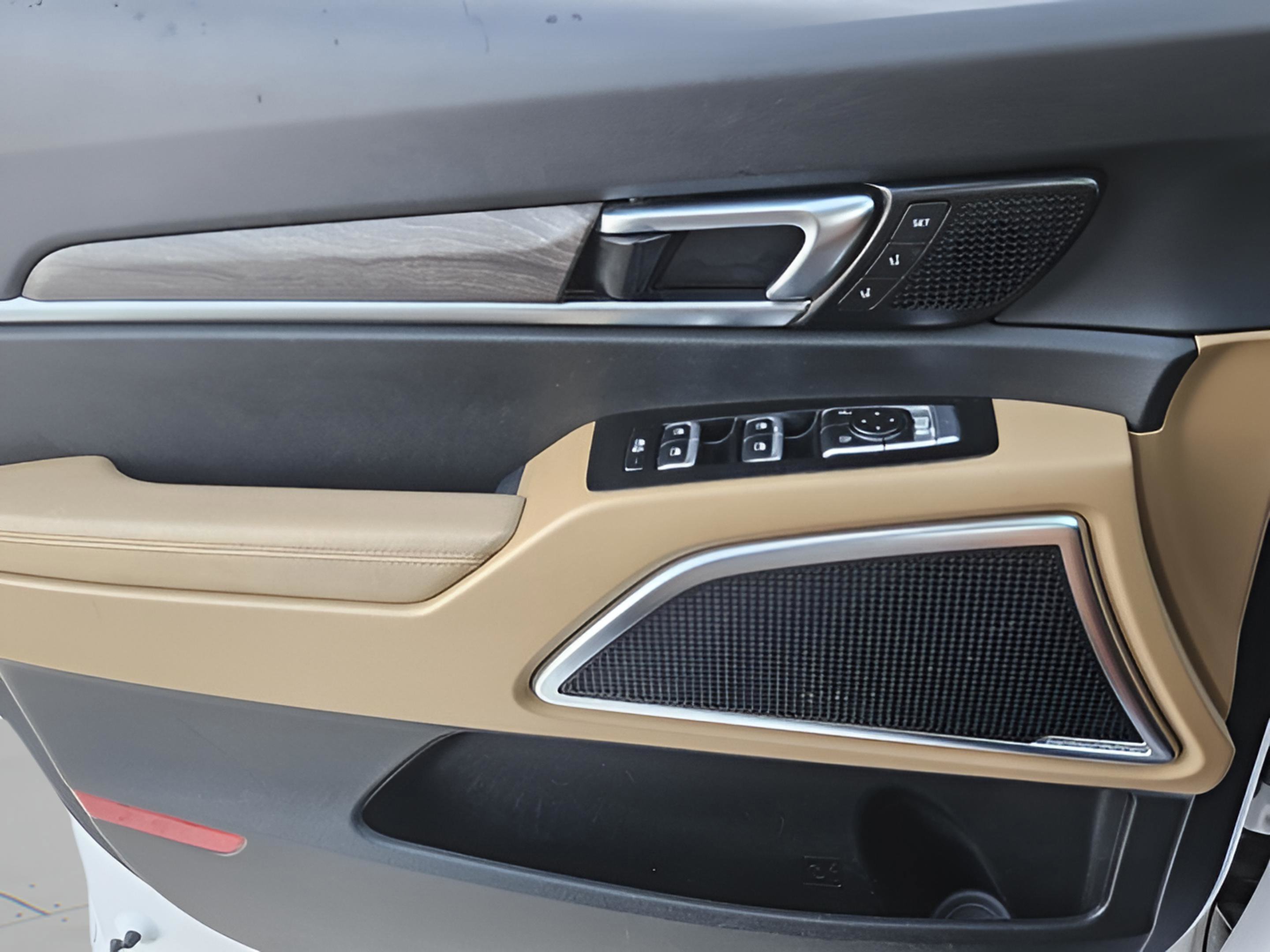 Used 2021 Kia Telluride SX w/ Towing Package image 31