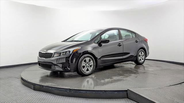 Used 2017 Kia Forte LX FWD image 2