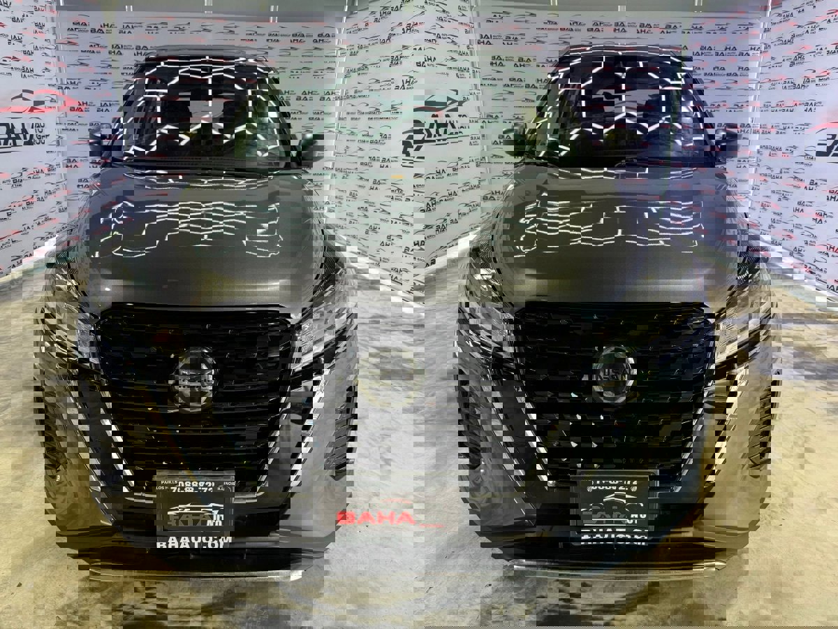 Used 2021 Nissan Kicks S image 3