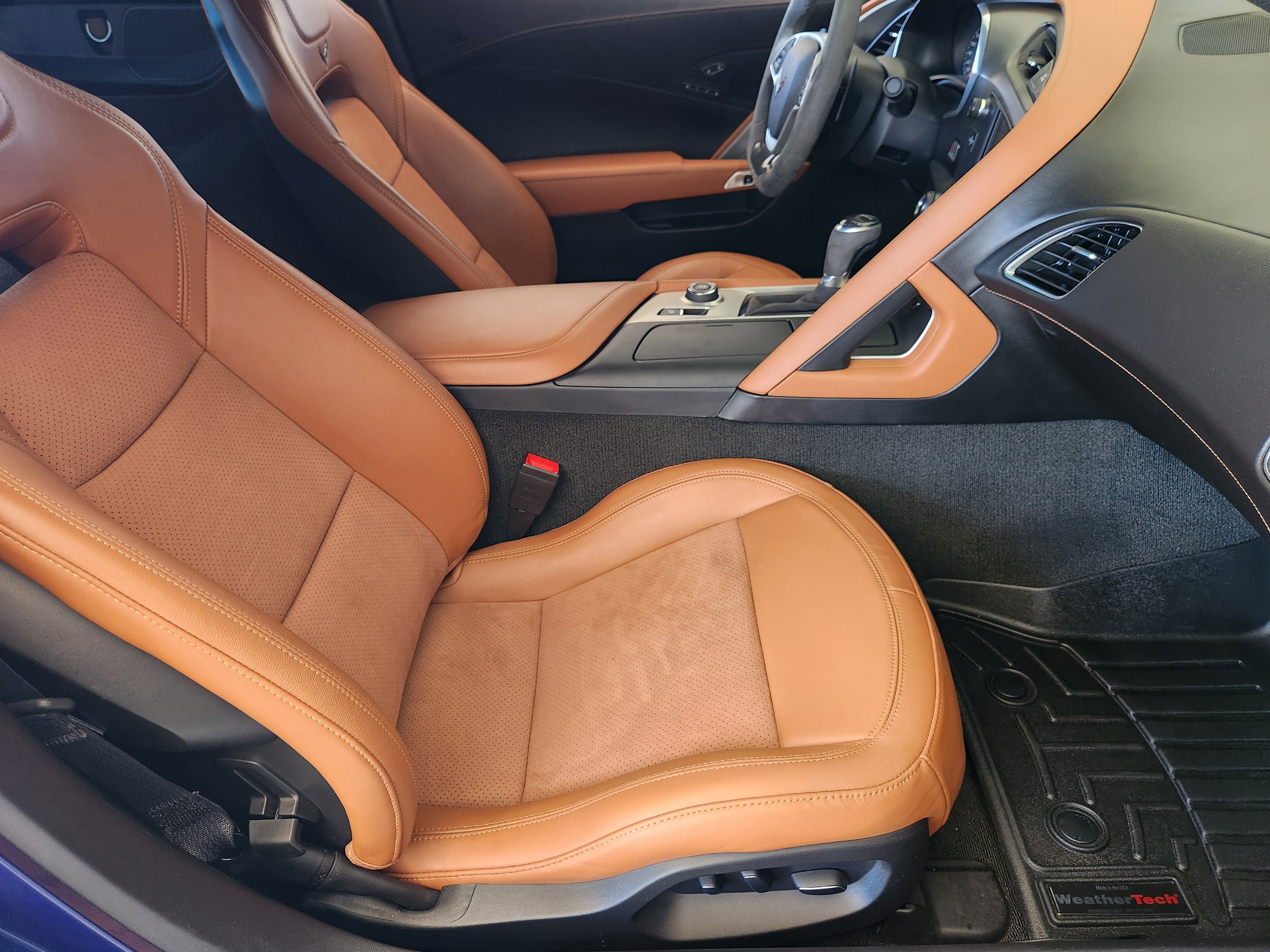 Certified 2018 Chevrolet Corvette 2LT w/ 2LT Preferred Equipment Group image 15