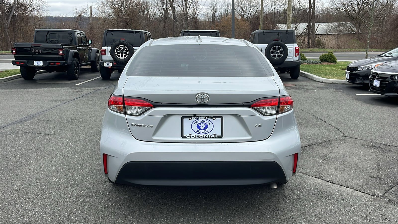 Used 2023 Toyota Corolla LE FWD image 5