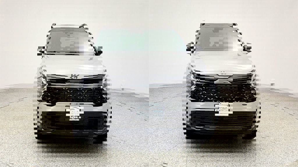 Used 2025 Kia Sportage X-Line w/ Premium Package image 2