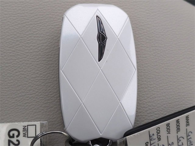 New 2025 Genesis G70 2.5T image 27