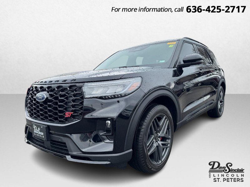 Used 2025 Ford Explorer ST image 1