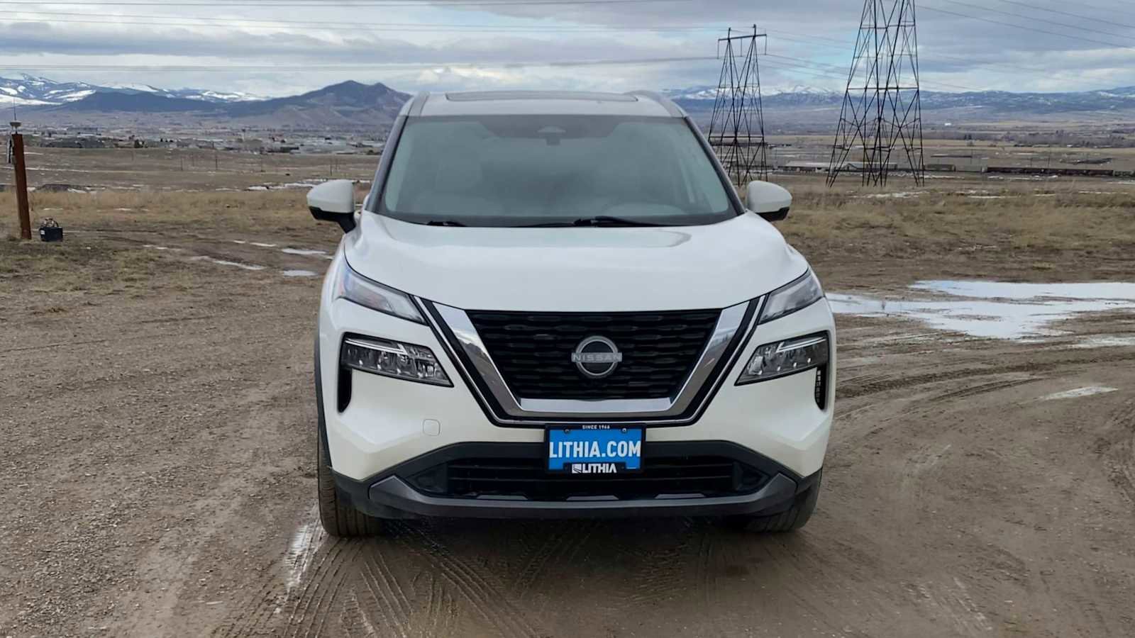 Used 2023 Nissan Rogue SL image 3