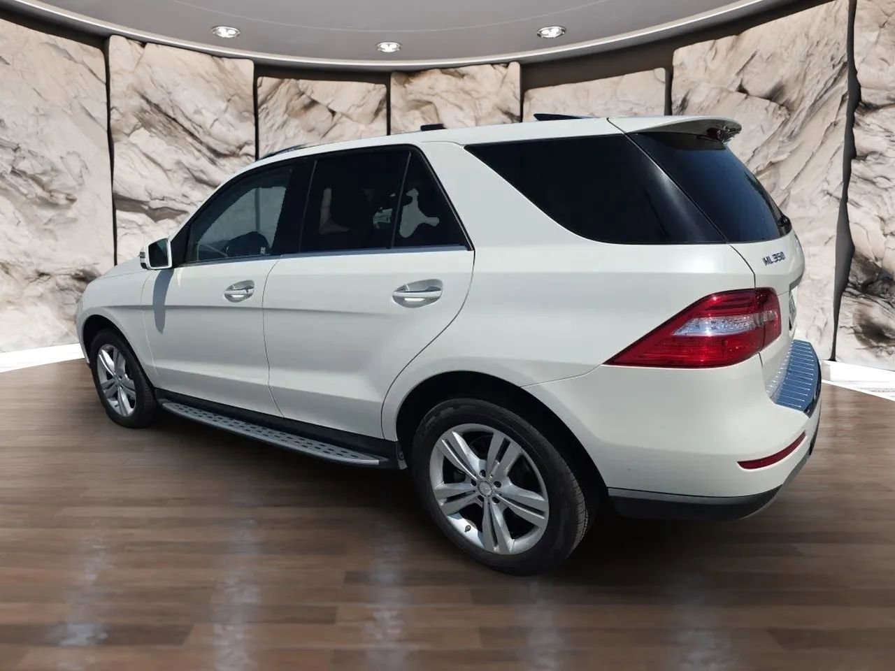 Used 2015 Mercedes-Benz ML 350 2WD w/ Premium 1 Package image 4