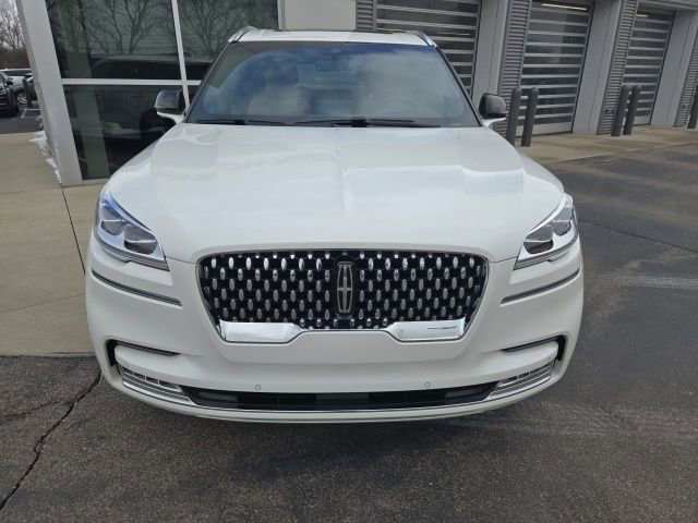 Certified 2023 Lincoln Aviator Black Label w/ Dynamic Handling Package image 15