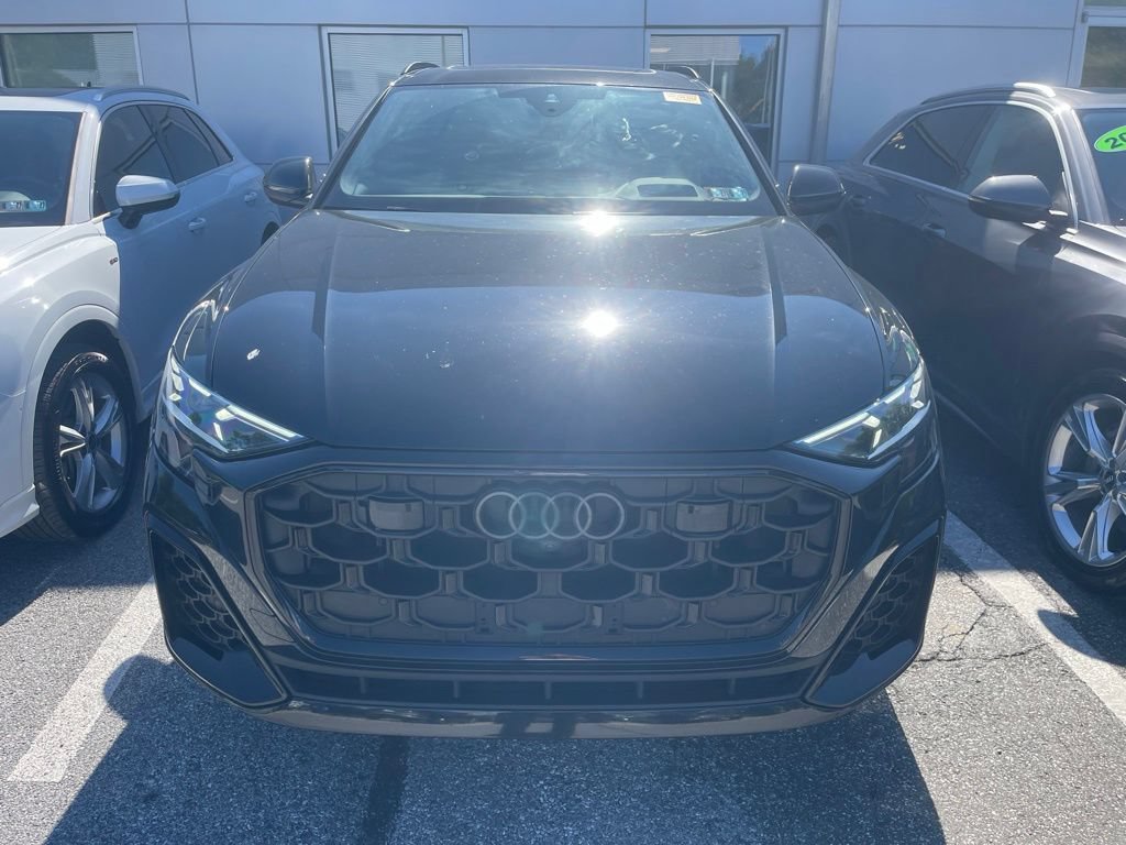 Used 2024 Audi SQ8 Prestige w/ Prestige Package AWD/4WD image 2
