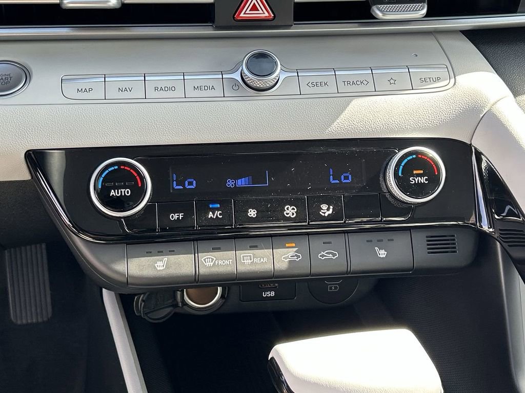 New 2026 Hyundai Elantra Limited image 26