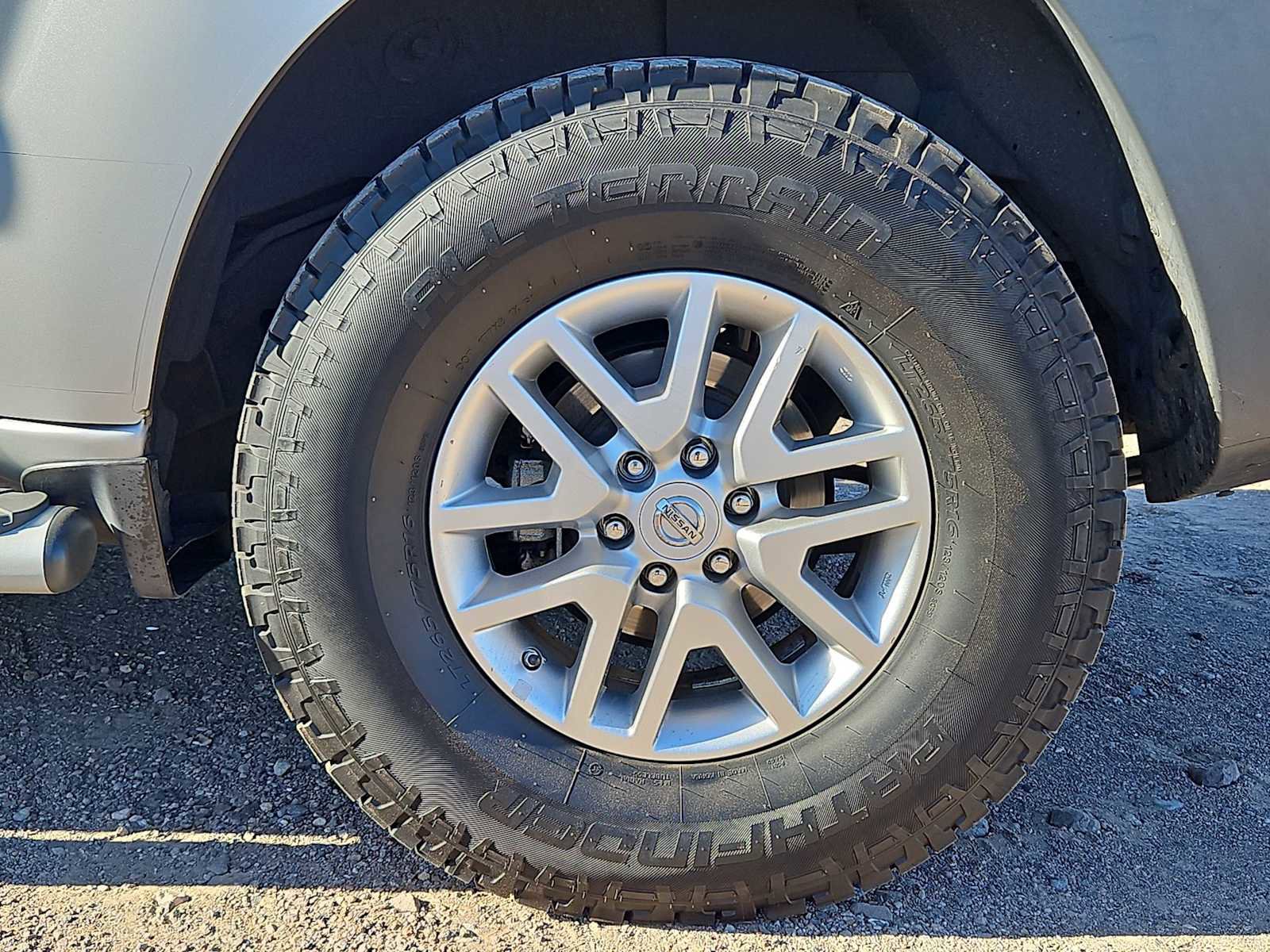 Used 2015 Nissan Xterra S w/ Value Package image 13