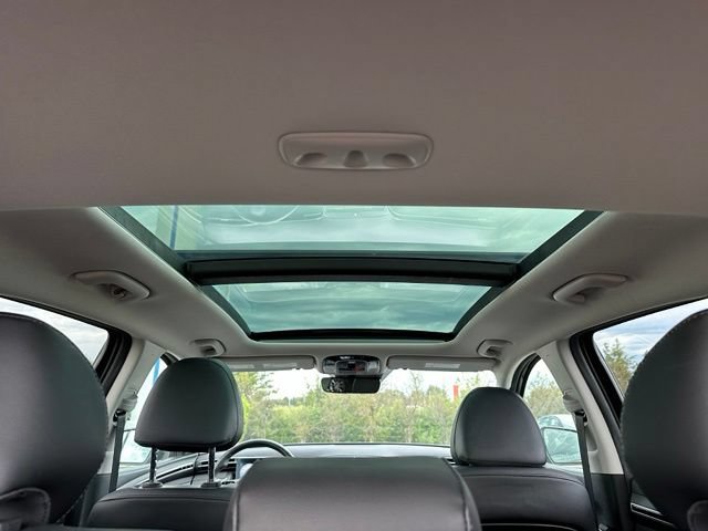 Used 2023 Hyundai Tucson Limited AWD/4WD image 10