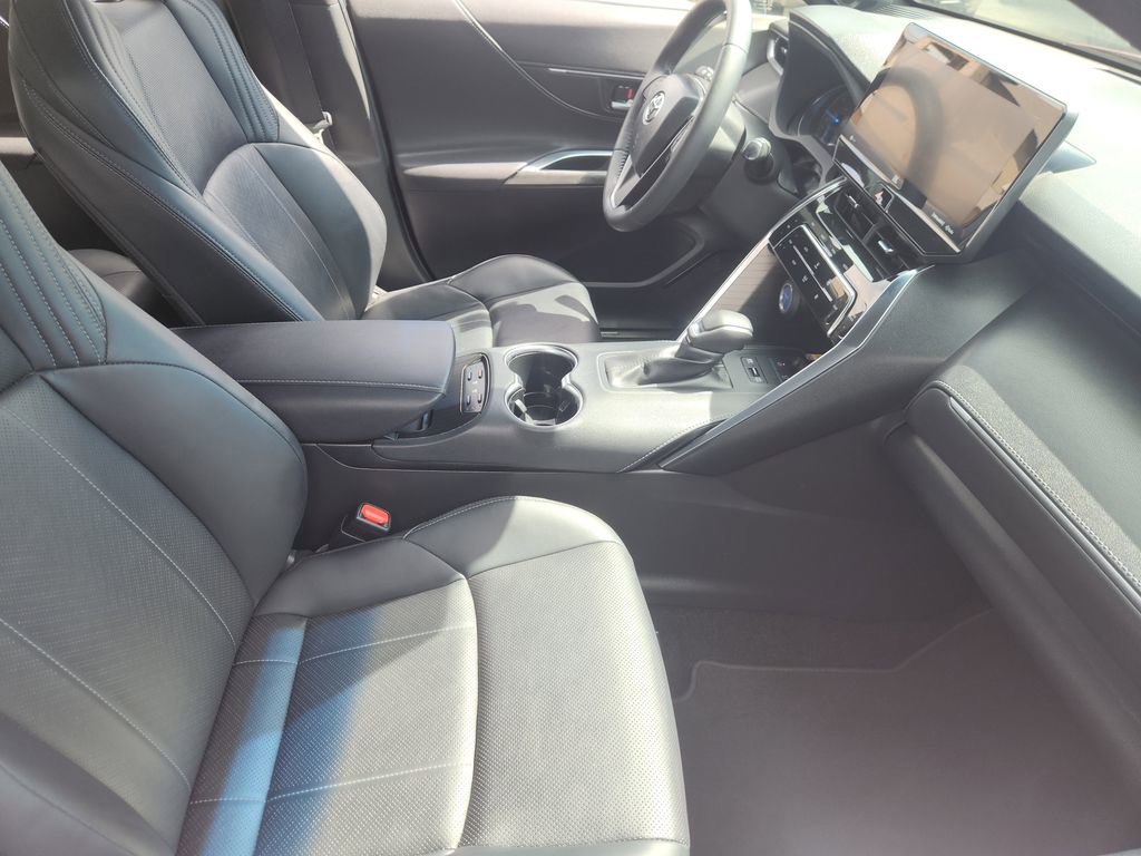 Used 2021 Toyota Venza Limited AWD/4WD image 11