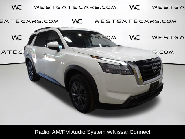 Used 2024 Nissan Pathfinder SV video 2