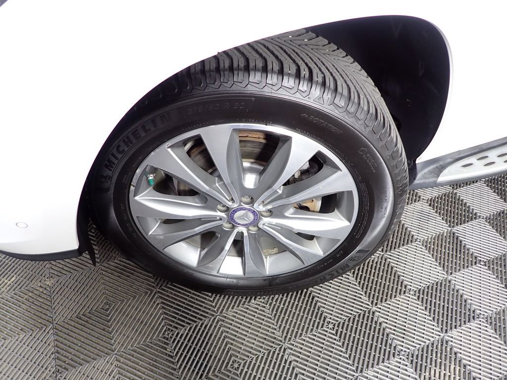 Used 2014 Mercedes-Benz GL 450 4MATIC image 53