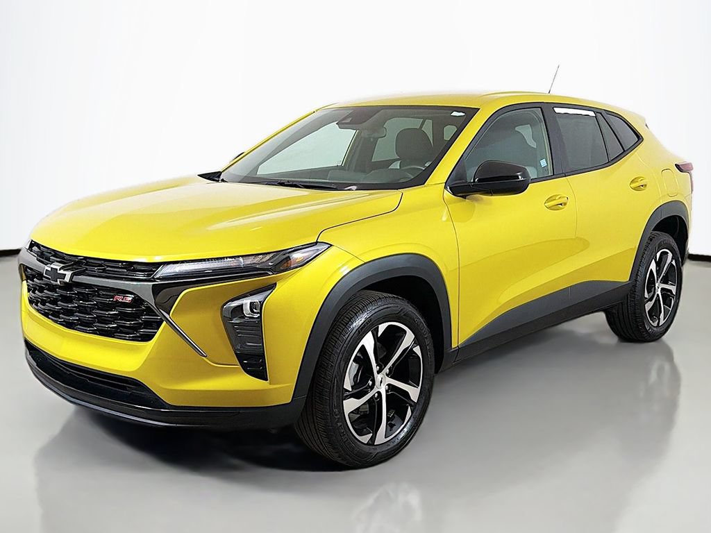 Used 2025 Chevrolet Trax RS FWD image 7